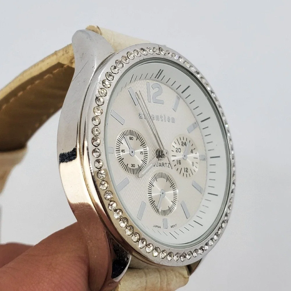 Attention Women's Watch 38MM Crystals Bezel‎ Beige Leather Bands New Battery
